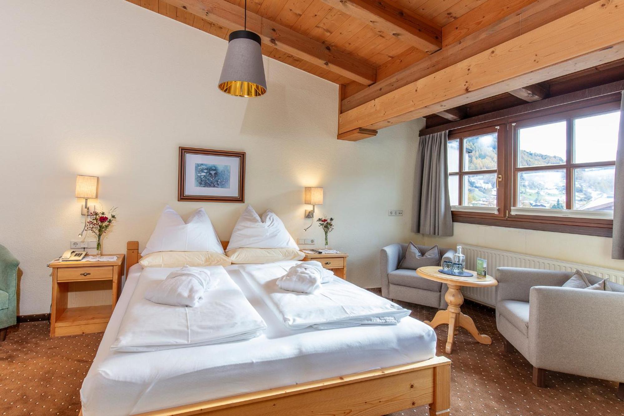 Hotel Hubertus Inkl Summer Card Зёльден Экстерьер фото