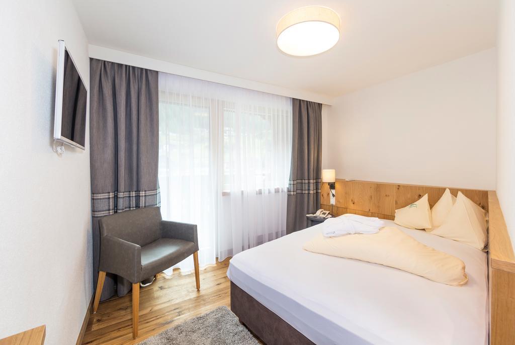 Hotel Hubertus Inkl Summer Card Зёльден Экстерьер фото